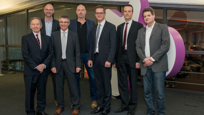 MIT-Bundesvorsitzender Dr. Carsten Linnemann bei team neusta